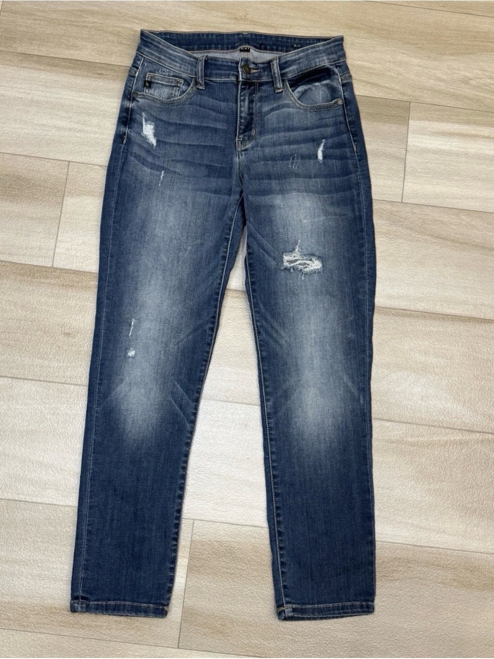 Judy Blue Jeans Womens 5/27 Medium Wash Slim Fit Distressed Stretch Denim Pants